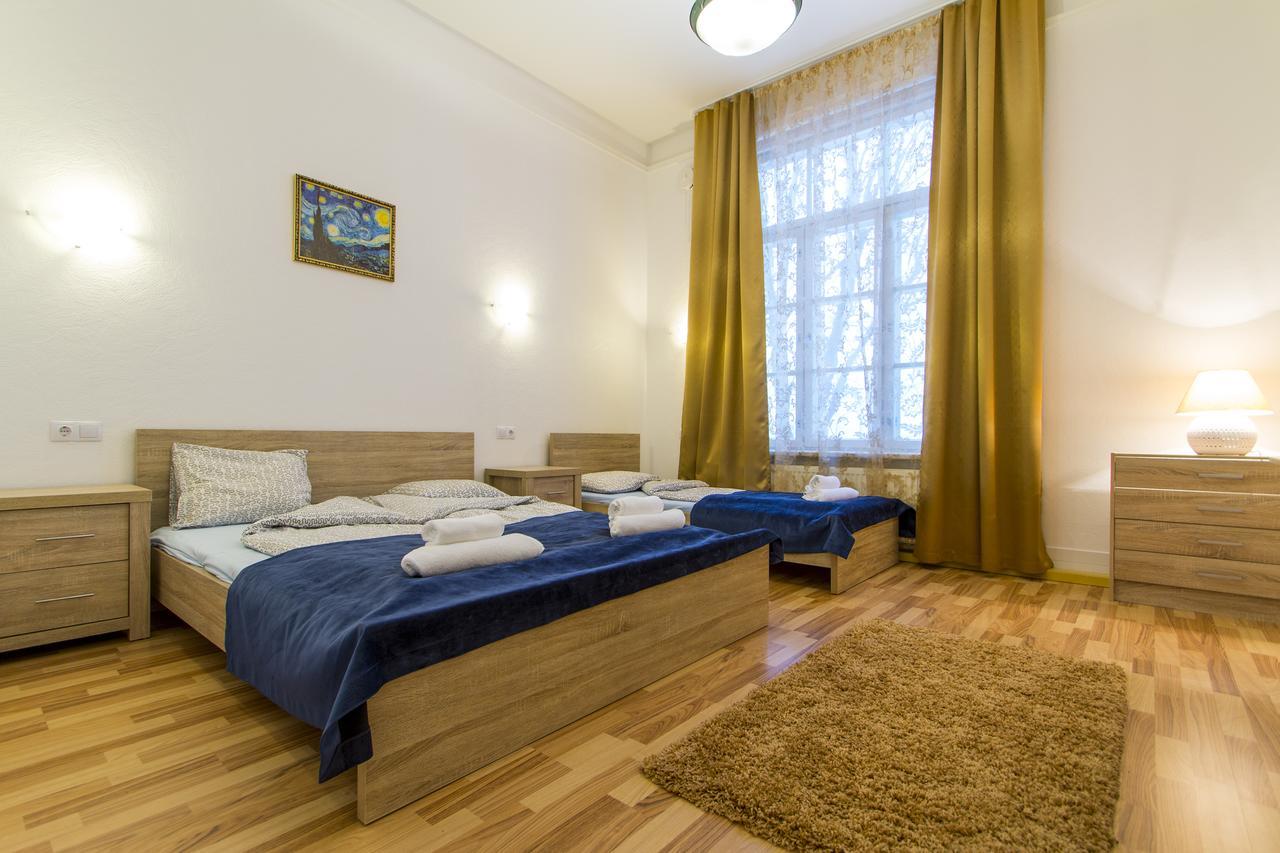 Aquamarine Hotel Талин Екстериор снимка