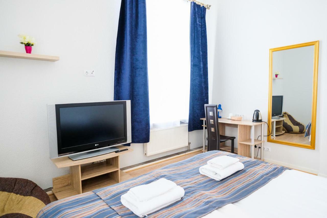 Aquamarine Hotel Талин Екстериор снимка